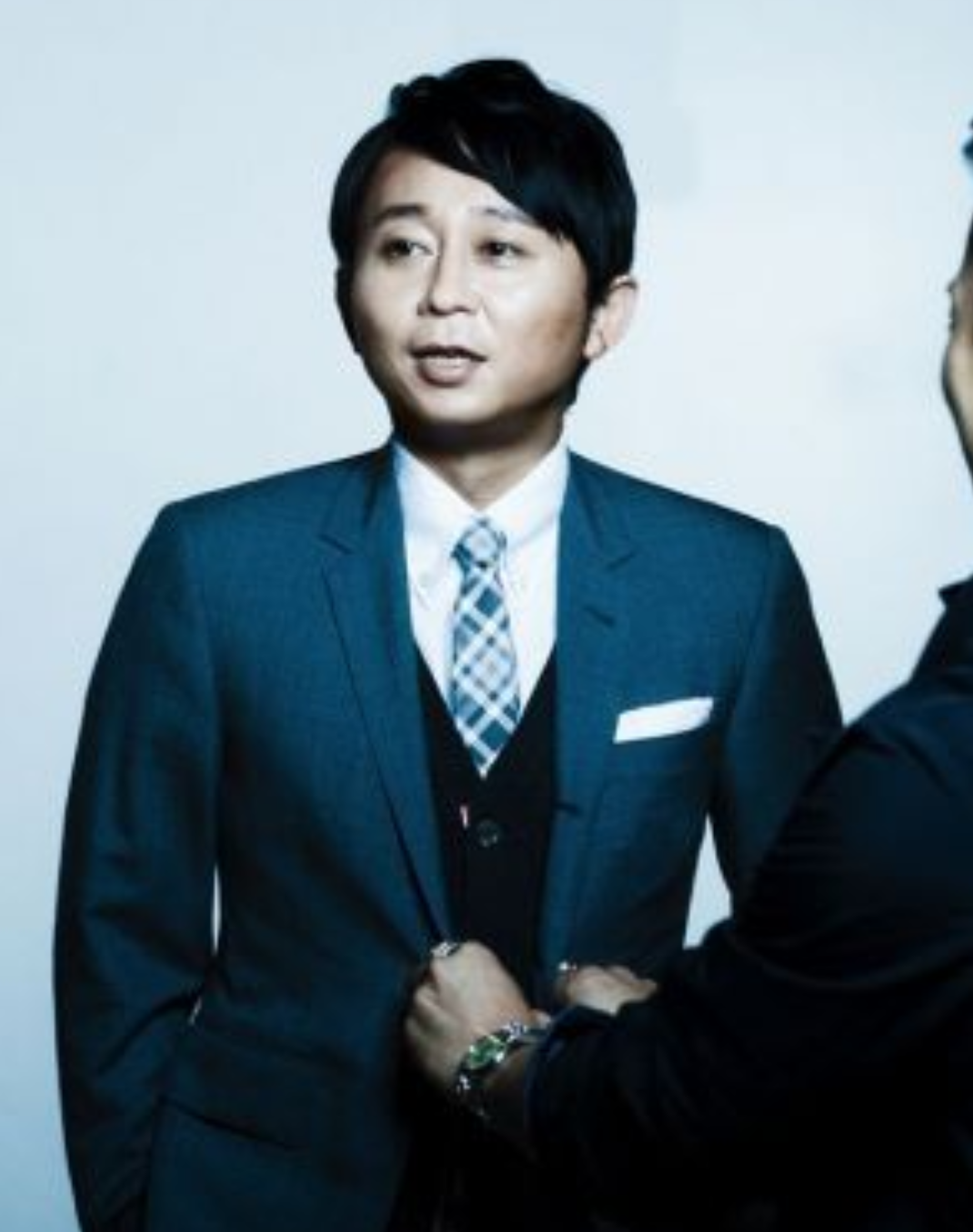 有吉弘行「髪切りました」“おかっぱ頭”に反響「山根そっくり！」「可愛い」「お似合いです！」