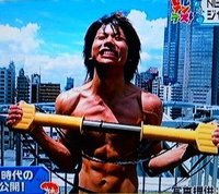 NEWS増田貴久、バランスのよい胸筋&腹筋を披露 STAYHOME中も宅トレで維持
