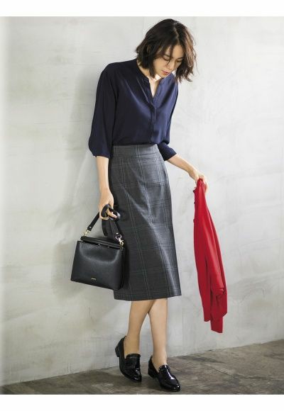 新入社員のオフィス服