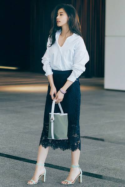 新入社員のオフィス服