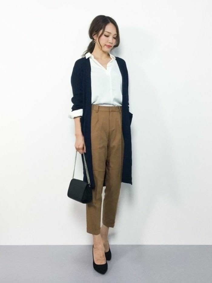 新入社員のオフィス服
