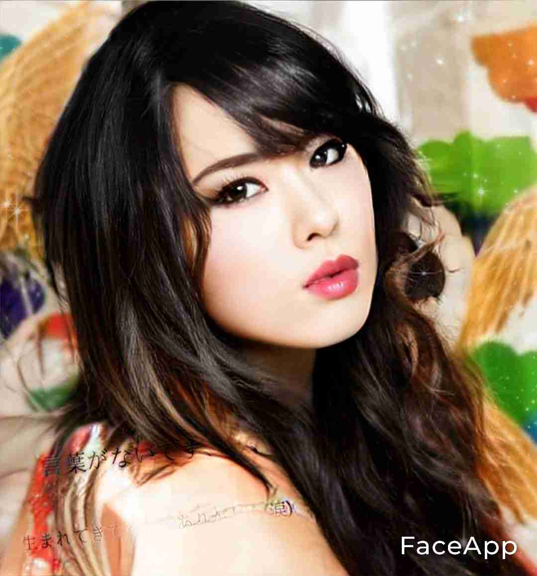 アプリで芸能人を性転換させてみるトピ