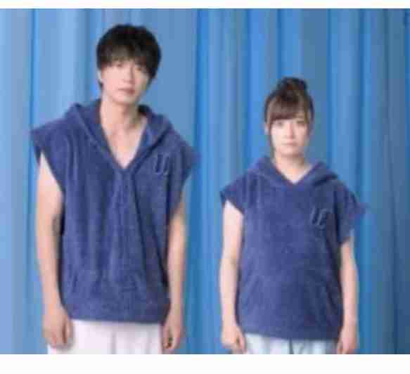 骨格ウェーブの夏服