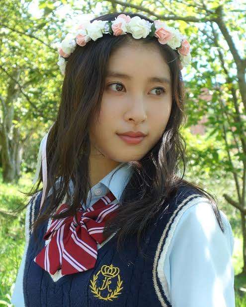 制服が似合ってる芸能人の画像を貼るトピ