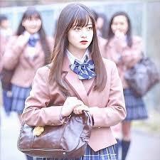 制服が似合ってる芸能人の画像を貼るトピ