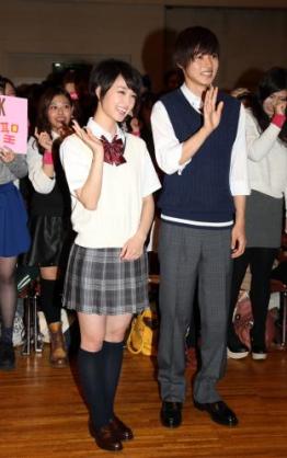 制服が似合ってる芸能人の画像を貼るトピ