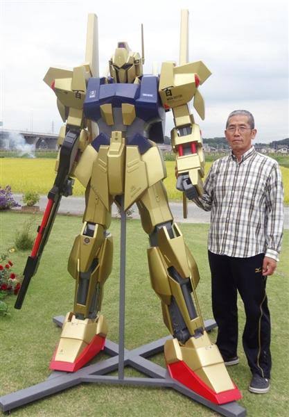 がに股の「へたれガンダム」、ビームライフル盗まれる
