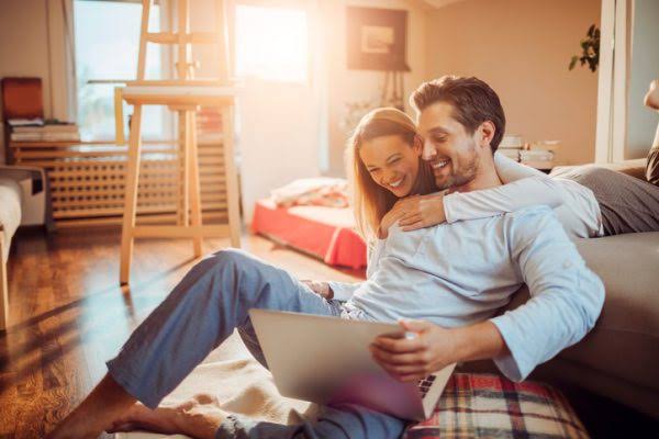 彼氏・夫と向き合って大切な話をしますか?