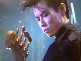 ボーカル以外の画像を貼ってバンド名を当てるトピ
