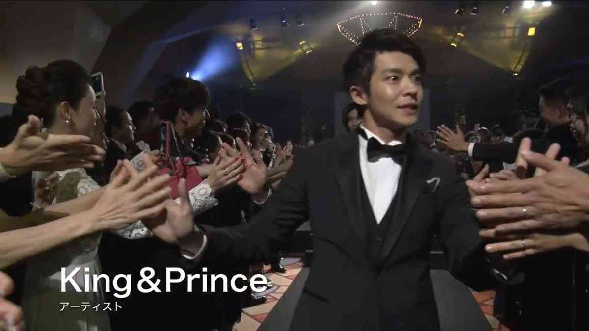 King & Prince岸優太、先輩からのプレゼントを独特すぎる場所に保管 Sexy Zone菊池風磨もツッコミ