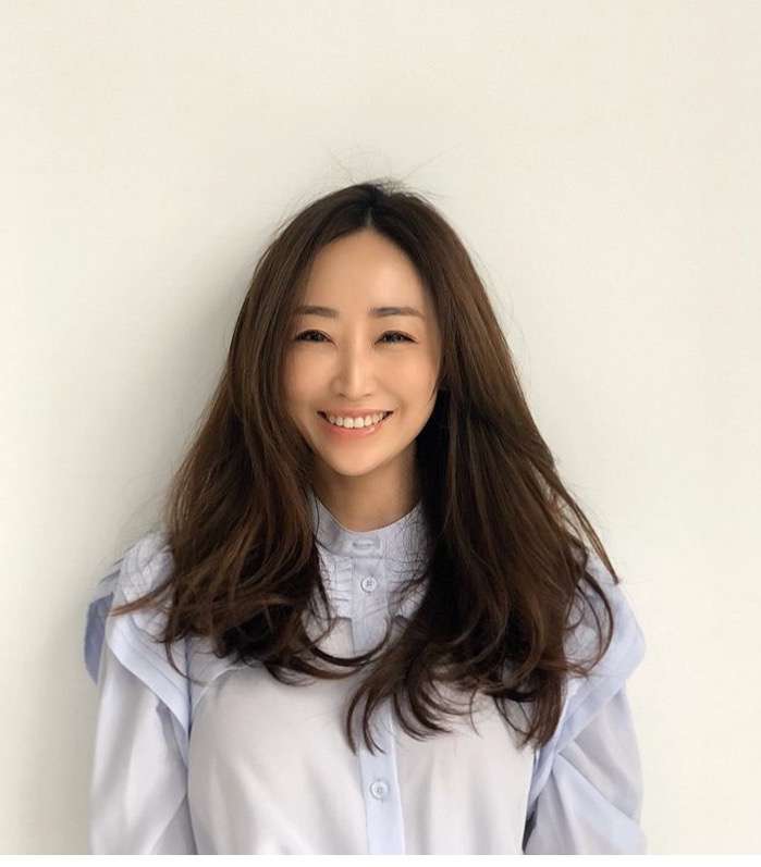 センター分けが似合っている人の画像