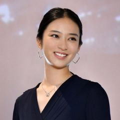 センター分けが似合っている人の画像