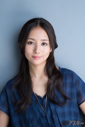 センター分けが似合っている人の画像