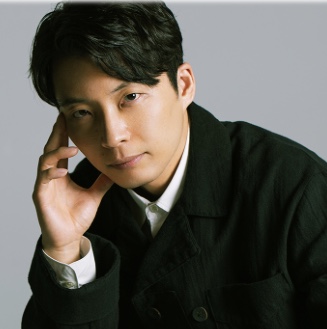 中村倫也の未公開カット公開「本当に全身色気男ですね」「こんなお宝がまだ残っていたなんて!!」