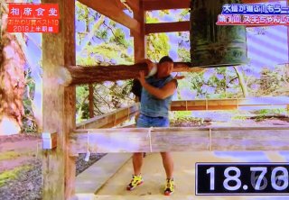 かわいい欲しいと思ったスニーカーを貼るトピ