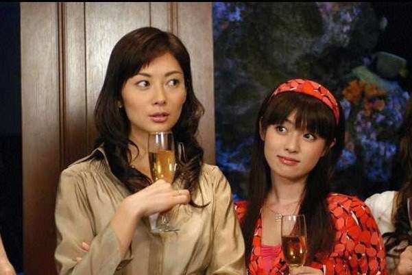 『ごくせん』の再放送で再び注目の伊東美咲 セレブ婚後の現在は“普通の暮らし”?