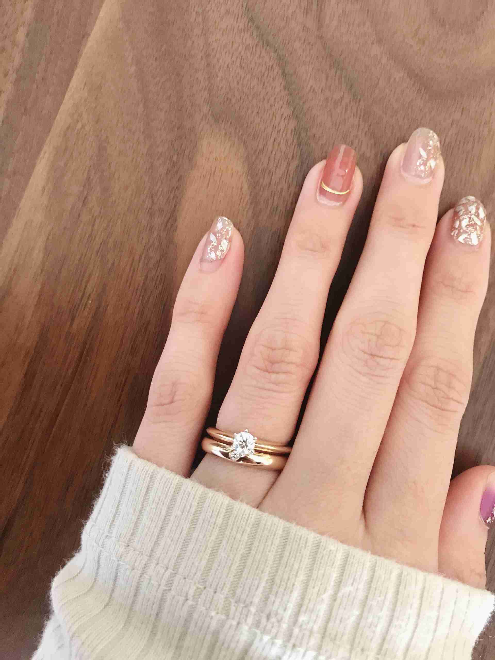 色んな婚約指輪見せてください!