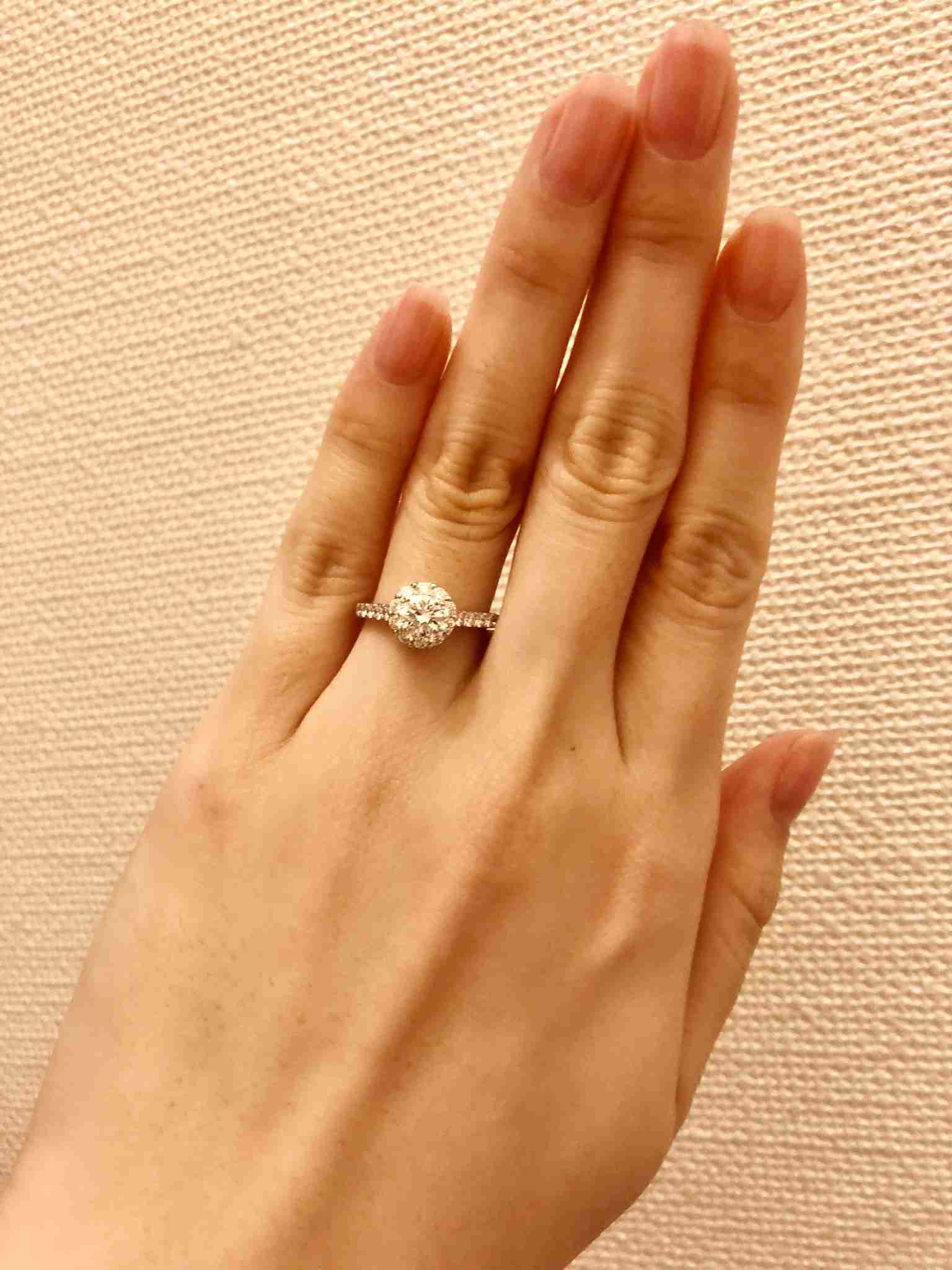 色んな婚約指輪見せてください!