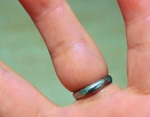 色んな婚約指輪見せてください!