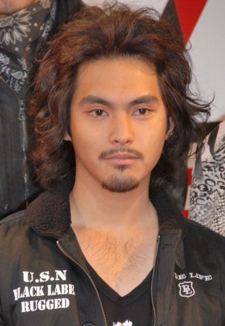 毛深い男性に惹かれる方々集まれ！