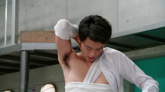 毛深い男性に惹かれる方々集まれ！