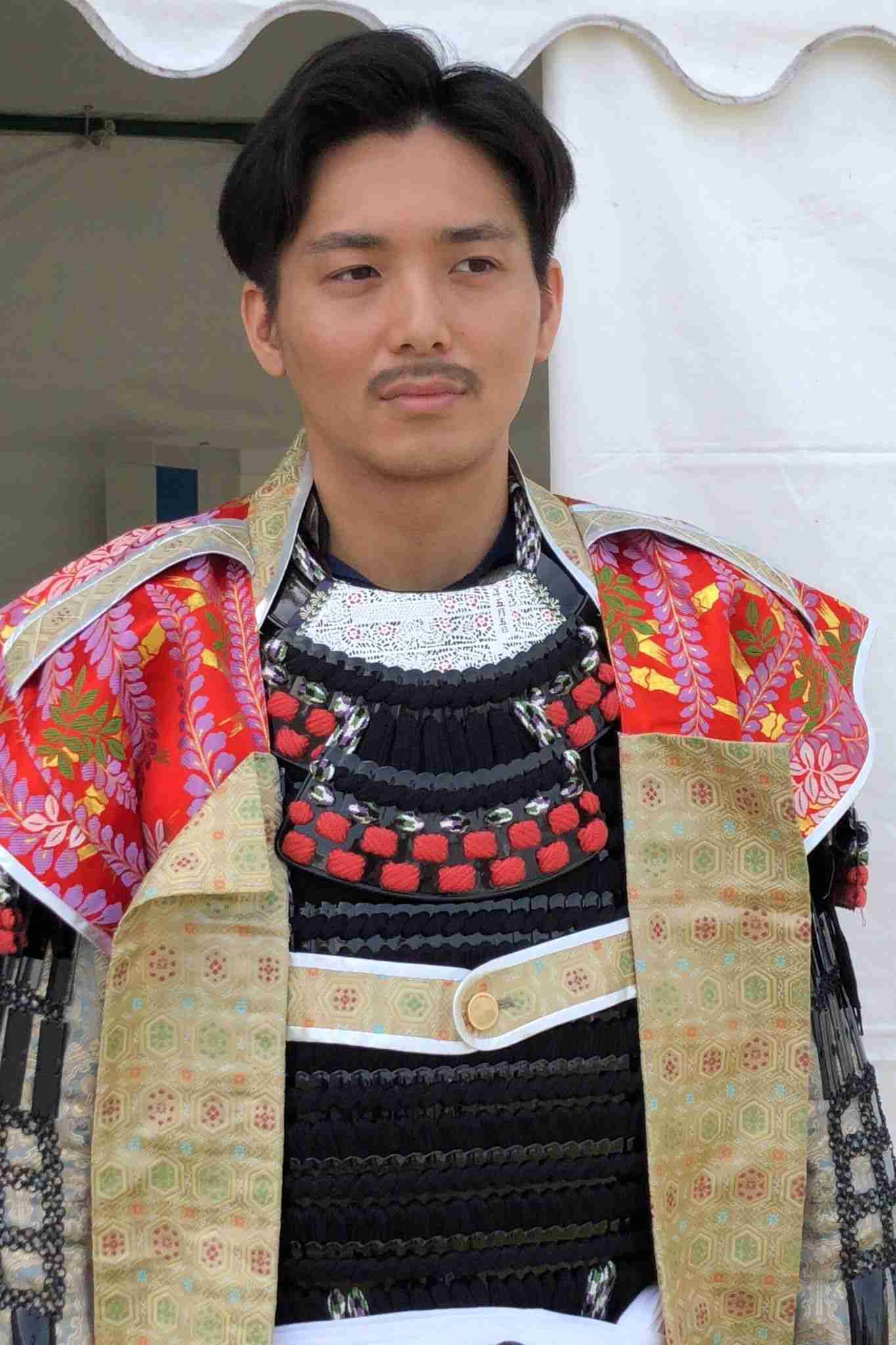 藤井七段との対局中に「うな重」を注文… 渡辺三冠の対応に絶賛の声