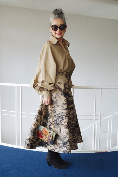 美しいグレイヘアを生み出す美容院が海外で人気に！ 白髪に悩むマダムたちを次々ゴージャス美女に変えています