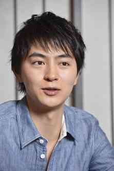 イケメンだけどなかなか売れない芸能人