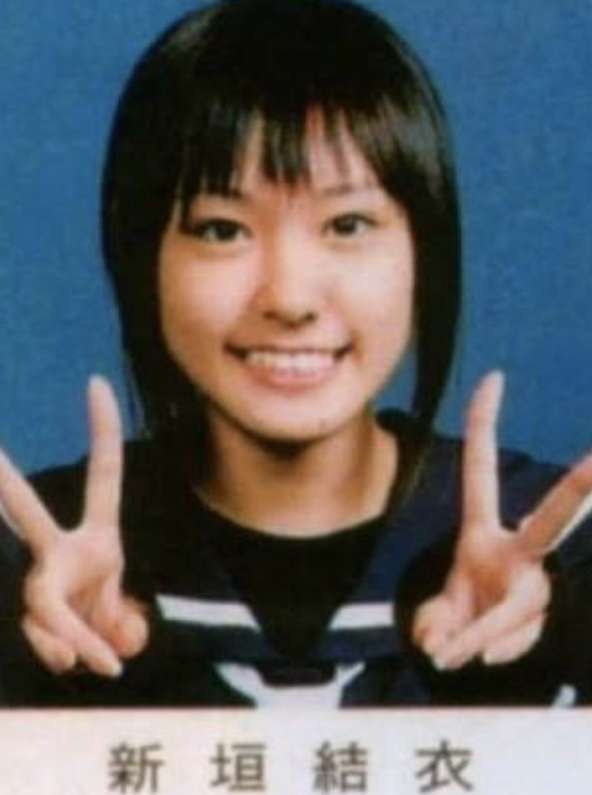 新垣結衣、ムロツヨシと“夫婦2ショット”解禁 「親バカ青春白書」クランクイン