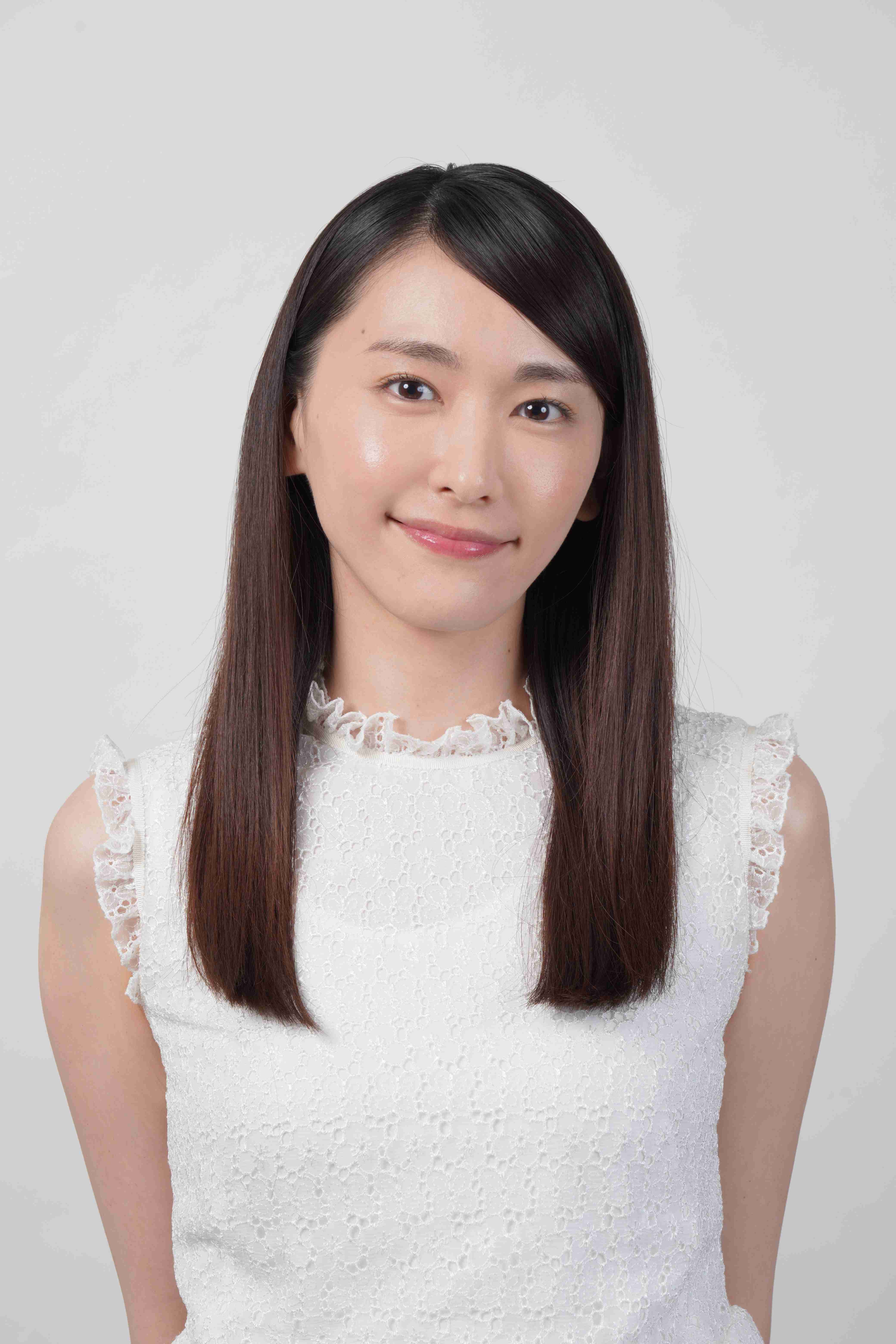 新垣結衣、ムロツヨシと“夫婦2ショット”解禁 「親バカ青春白書」クランクイン
