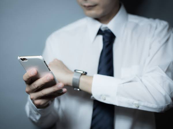 同じこと、スマホでやるのと普通にやるのとでは印象は違いますか?