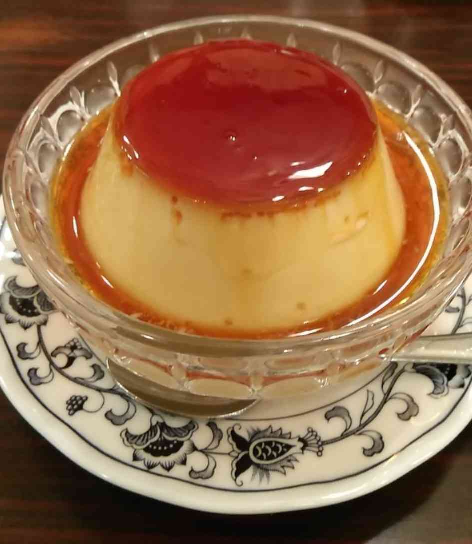 昔懐かしい「固めプリン」　流行のきっかけは「エモい」？
