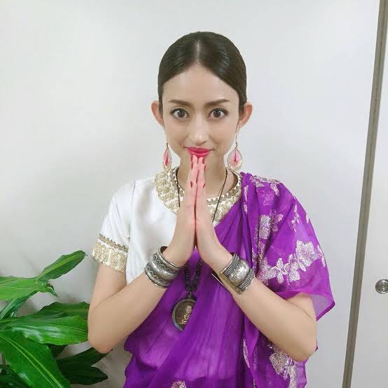 矢田亜希子、20年来の友人・小沢真珠とひさびさ2ショット公開
