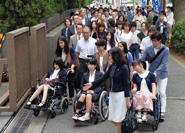 コロナワクチン健康被害、国が賠償肩代わり 政府、法整備検討 海外製薬要請