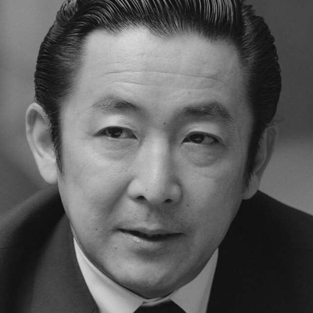 コロナ拡大の中、2週間で5回不倫デート　厚労省の橋本岳副大臣と自見英子政務官が交際