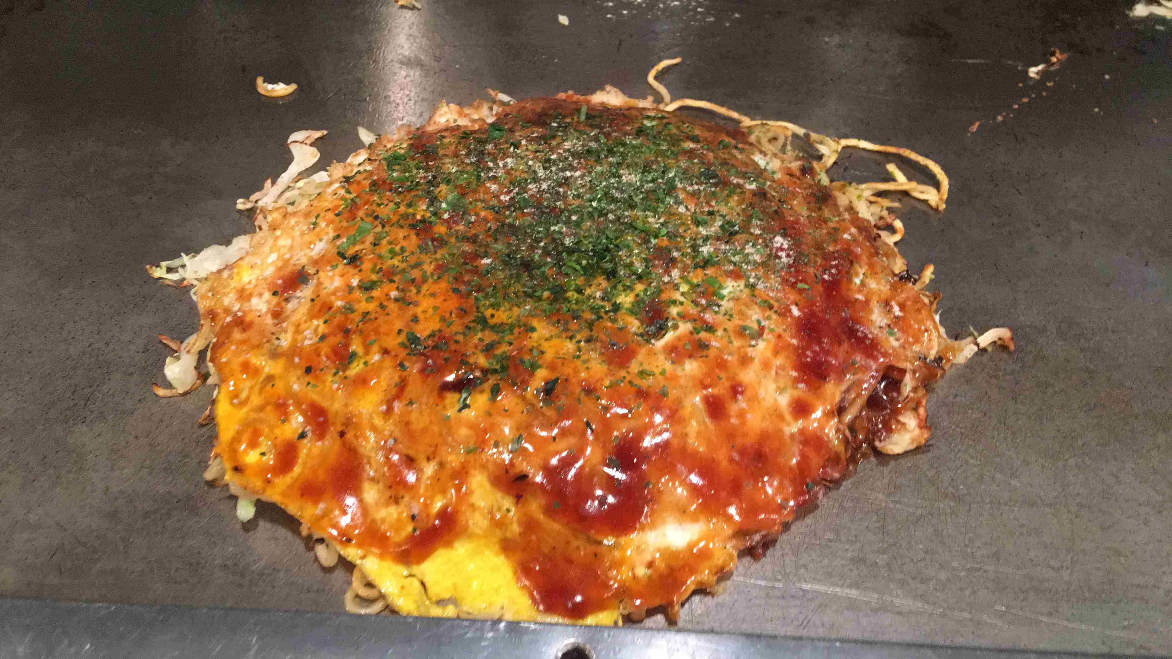 広島と大阪の人が作るお好み焼きは美味しいの？