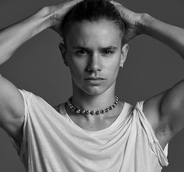 ベッカム21歳長男ブルックリンが婚約と報道、お相手は『トランスフォーマー』俳優