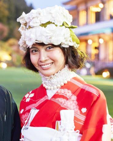 加藤夏希、髪バッサリ ハンサムショートに大胆イメチェンし「イケメン」「美少女から美女に」