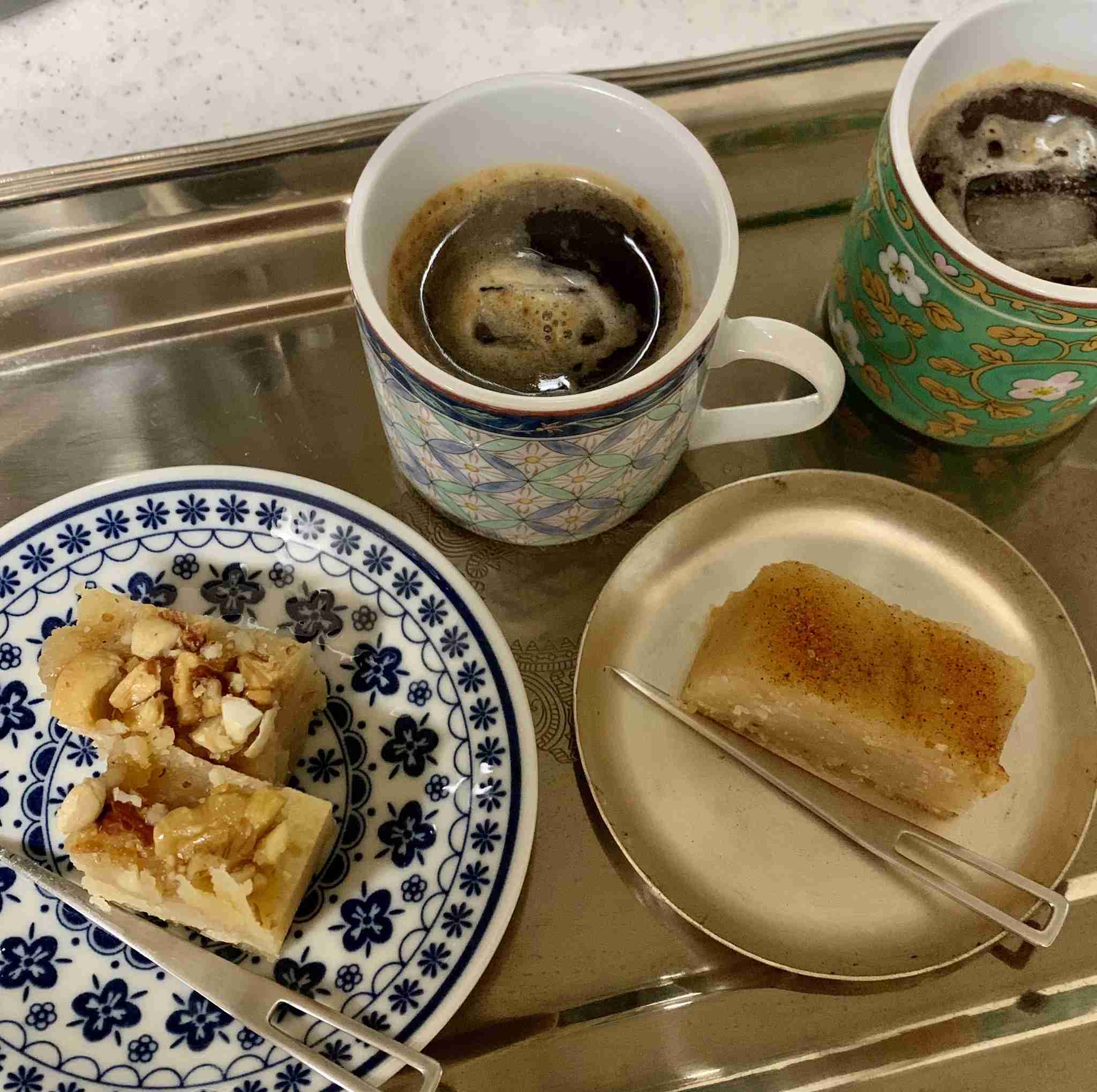 素敵な世界中のお菓子について 語りましょう