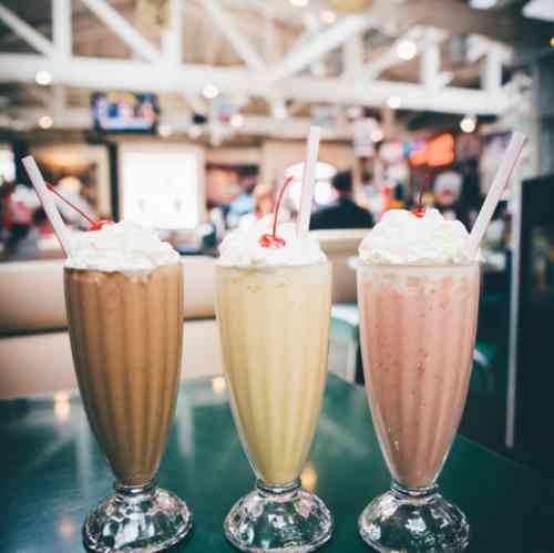 素敵な世界中のお菓子について 語りましょう