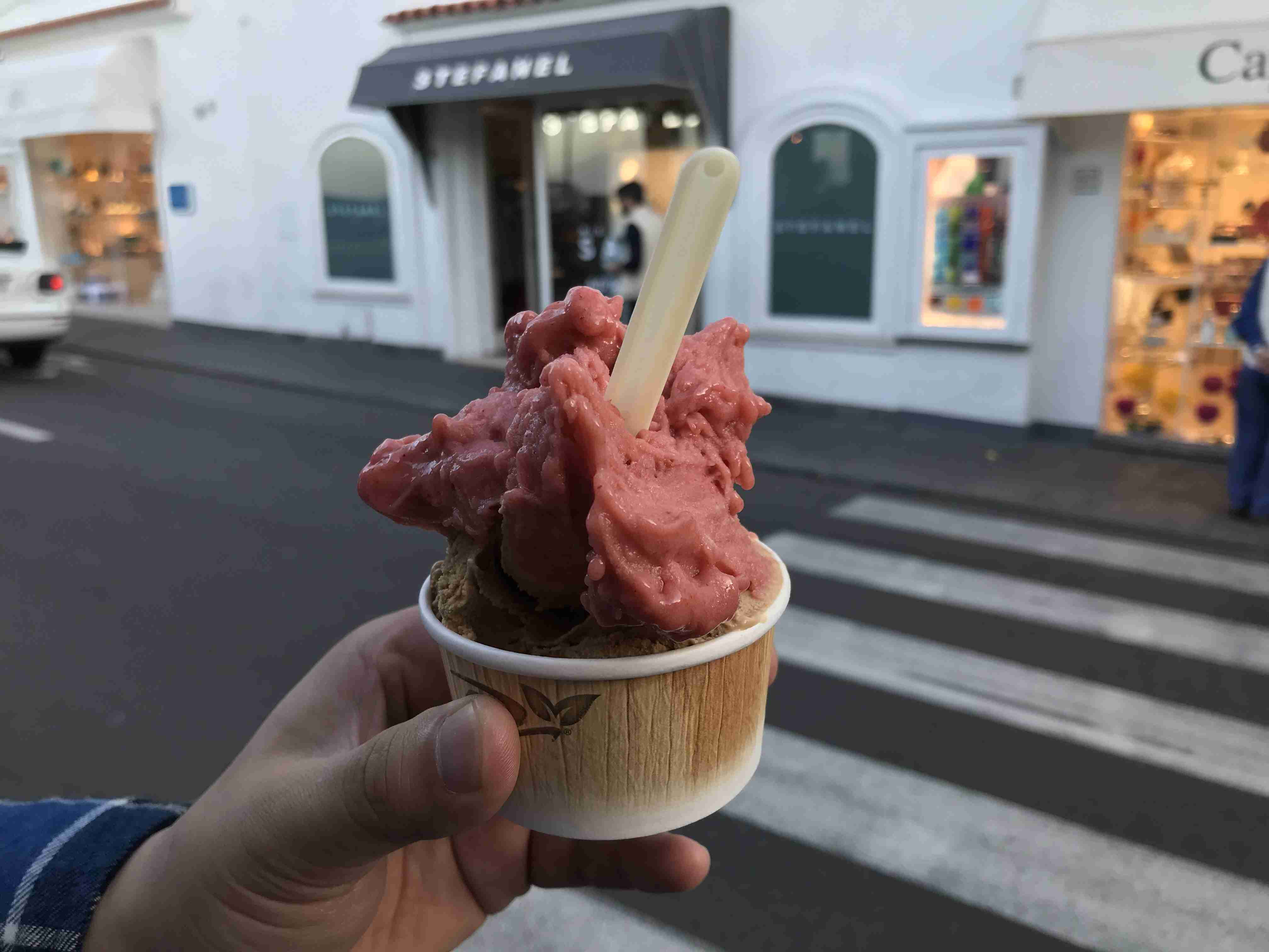 素敵な世界中のお菓子について 語りましょう