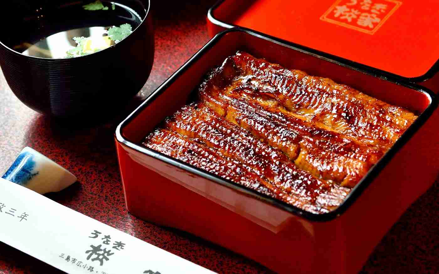 土用の丑の日、過半数が「ウナギを食べる」と回答　食べる場所は「自宅」が7割以上