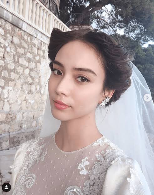 ウエディングドレス購入した人！