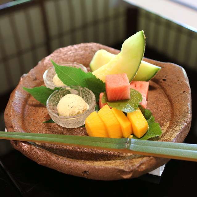 美しく、美味しそうな和食の盛り付けが見たいです。