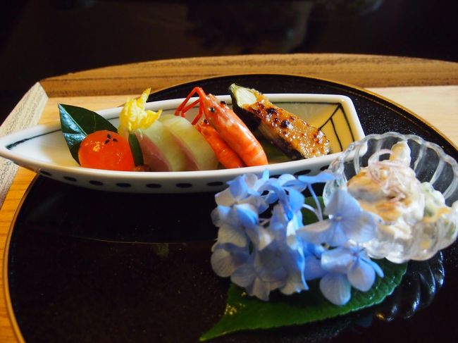 美しく、美味しそうな和食の盛り付けが見たいです。