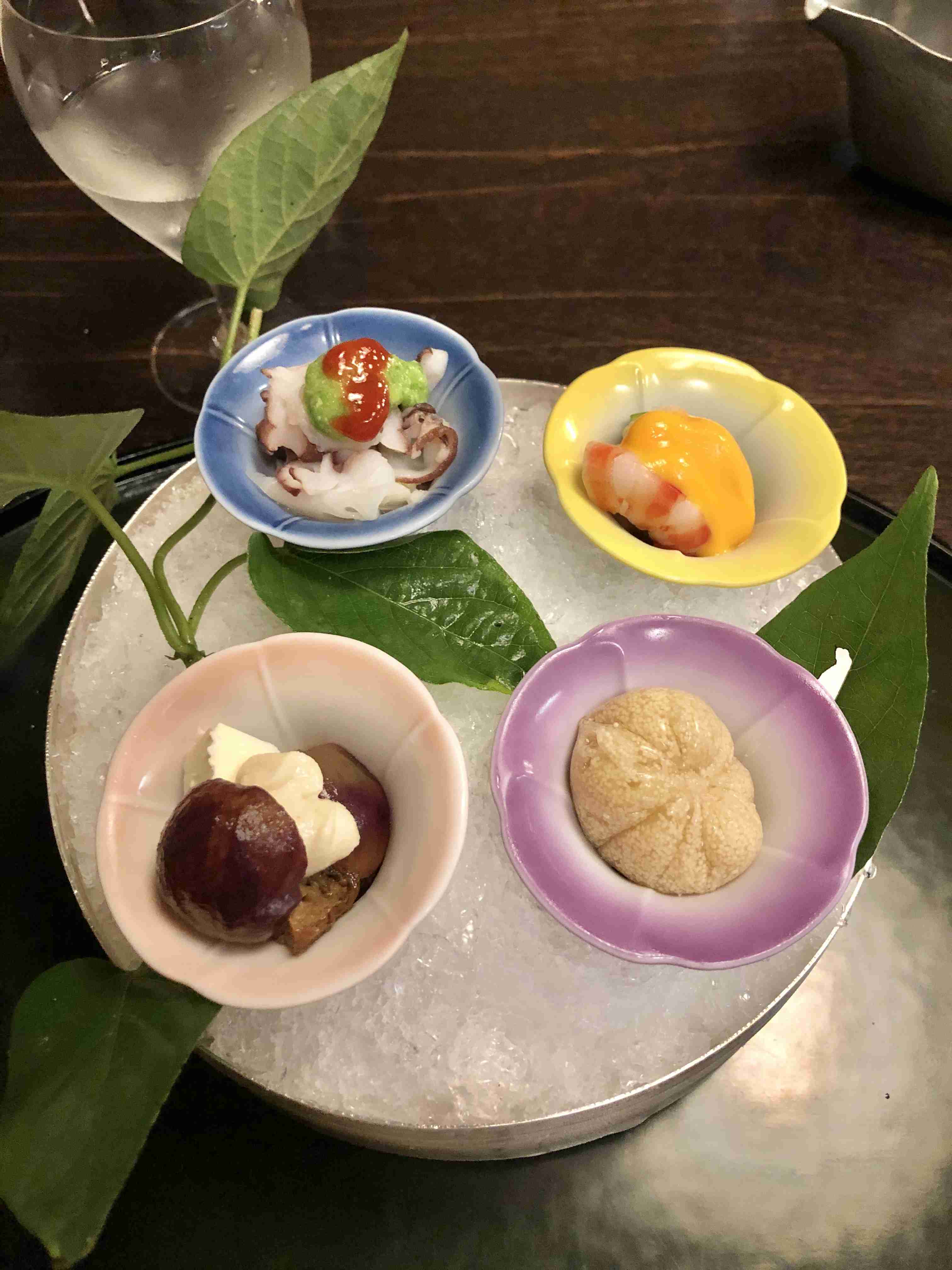 美しく、美味しそうな和食の盛り付けが見たいです。