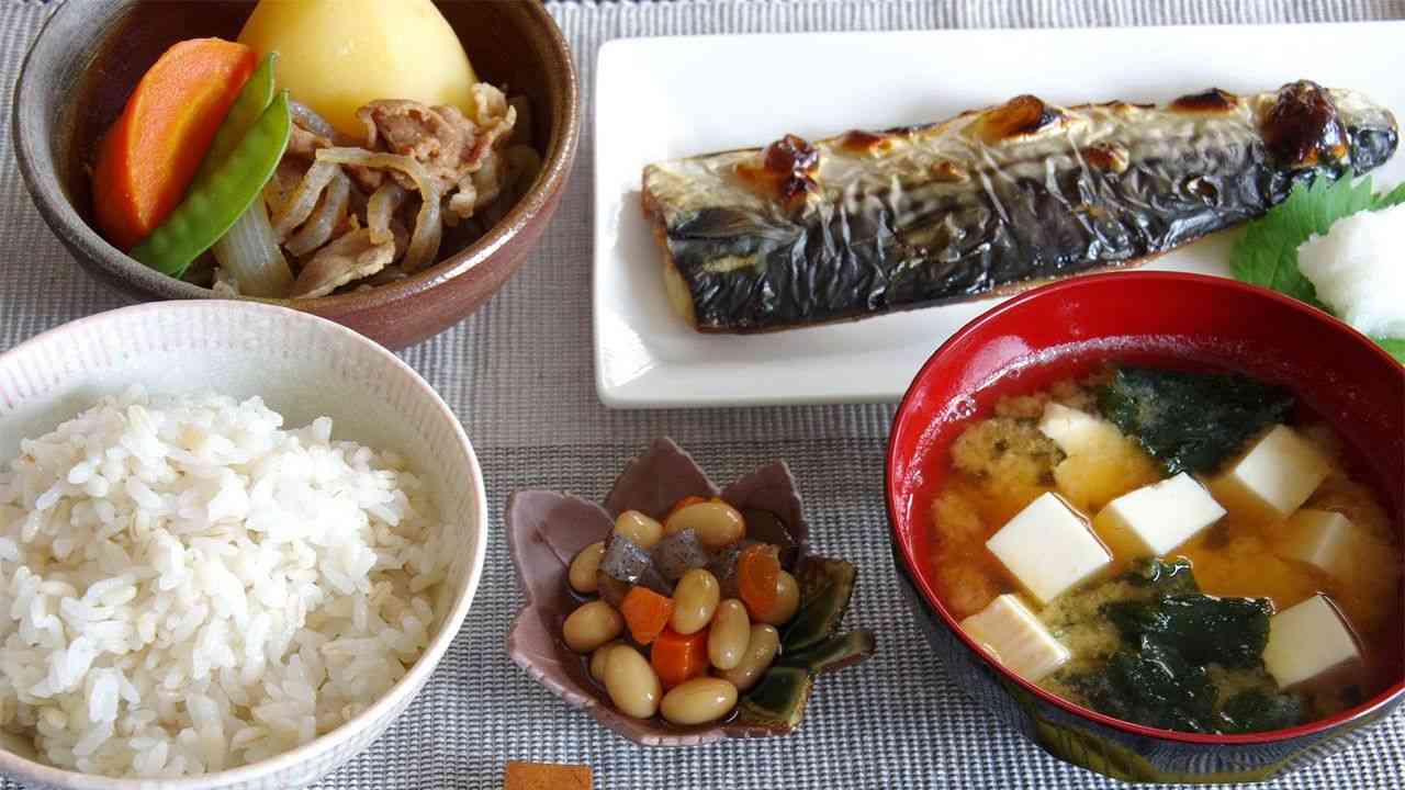 美しく、美味しそうな和食の盛り付けが見たいです。
