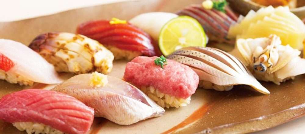 美しく、美味しそうな和食の盛り付けが見たいです。