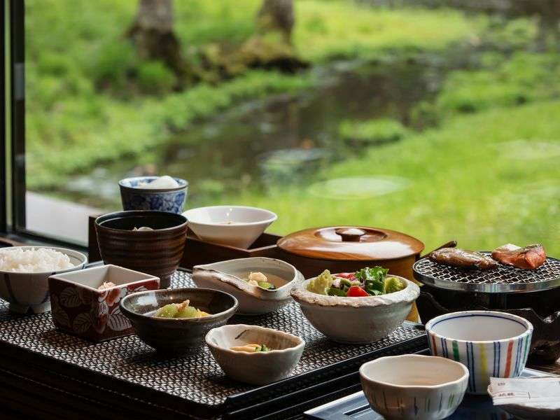 美しく、美味しそうな和食の盛り付けが見たいです。