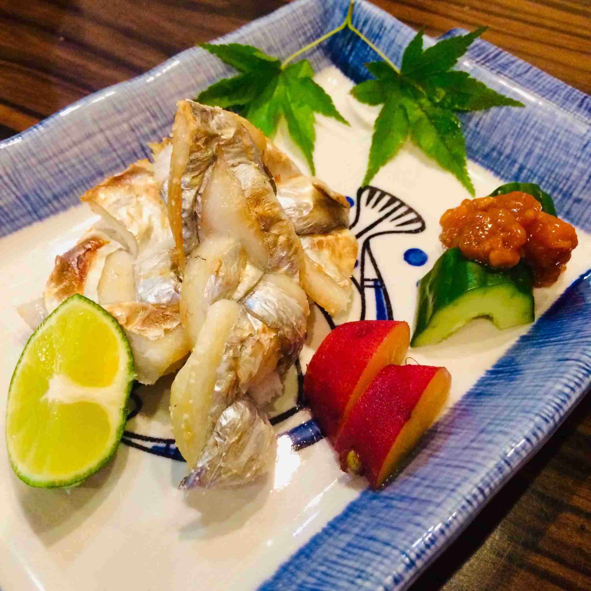 美しく、美味しそうな和食の盛り付けが見たいです。